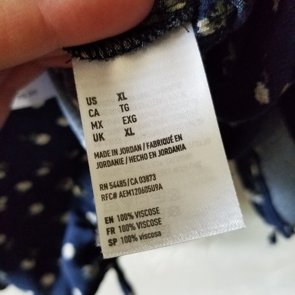 NEW American Eagle Daisy Cold Shoulder Crop Top XL - Picture 6 of 7